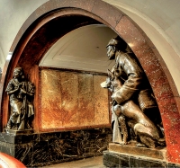 Шедевры архитектуры и скульптуры в столичной подземке.